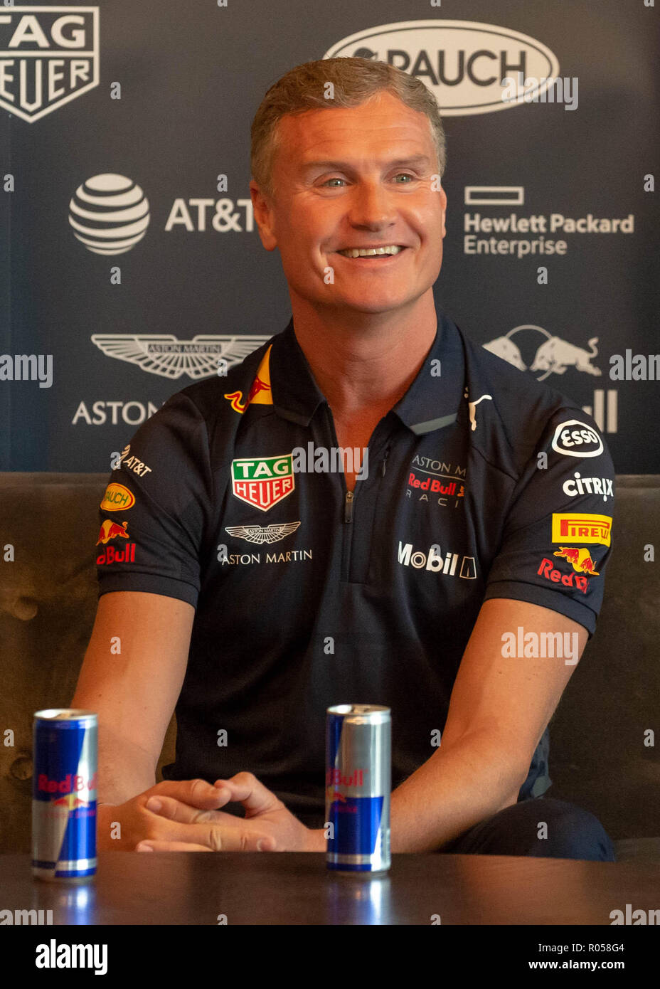 Belfast, Nordirland, Großbritannien, 02. November 2018. Pressekonferenz mit Red Bull F1 Showrun Fahrer David Coulthard vor dem Red Bull Racing Team Showrun in Belfast City Centre am Samstag. Quelle: John Rymer/Alamy leben Nachrichten Stockfoto