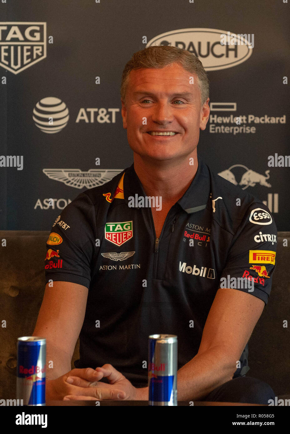 Belfast, Nordirland, Großbritannien, 02. November 2018. Pressekonferenz mit Red Bull F1 Showrun Fahrer David Coulthard vor dem Red Bull Racing Team Showrun in Belfast City Centre am Samstag. Quelle: John Rymer/Alamy leben Nachrichten Stockfoto