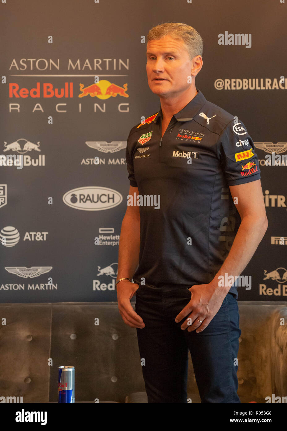 Belfast, Nordirland, Großbritannien, 02. November 2018. Pressekonferenz mit Red Bull F1 Showrun Fahrer David Coulthard vor dem Red Bull Racing Team Showrun in Belfast City Centre am Samstag. Quelle: John Rymer/Alamy leben Nachrichten Stockfoto