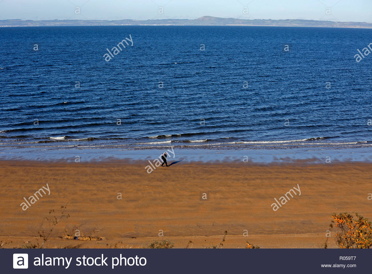 Gullane, Vereinigtes Königreich. 2. November 2018. UK Wetter: Sonnig aber kalt Tag auf Gullane Bents Strand, East Lothian, Schottland. Quelle: Craig Brown/Alamy leben Nachrichten Stockfoto