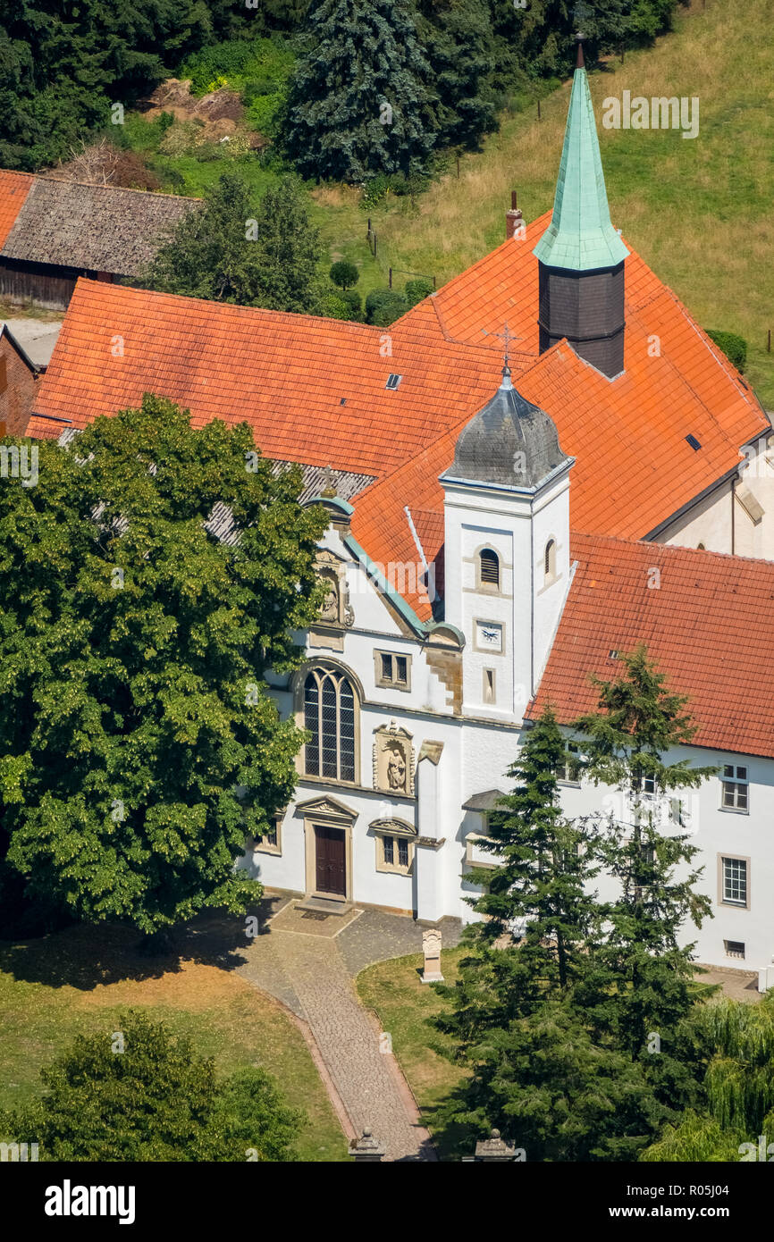 Luftbild, Kloster Vinnenberg - Ort geistlicher Erfahrungen, Landgasthof - Hotel zum Kühlen Grunde, Bever, Staatswald Vinnenberger Busch, Warendorf, Münsterl Stockfoto