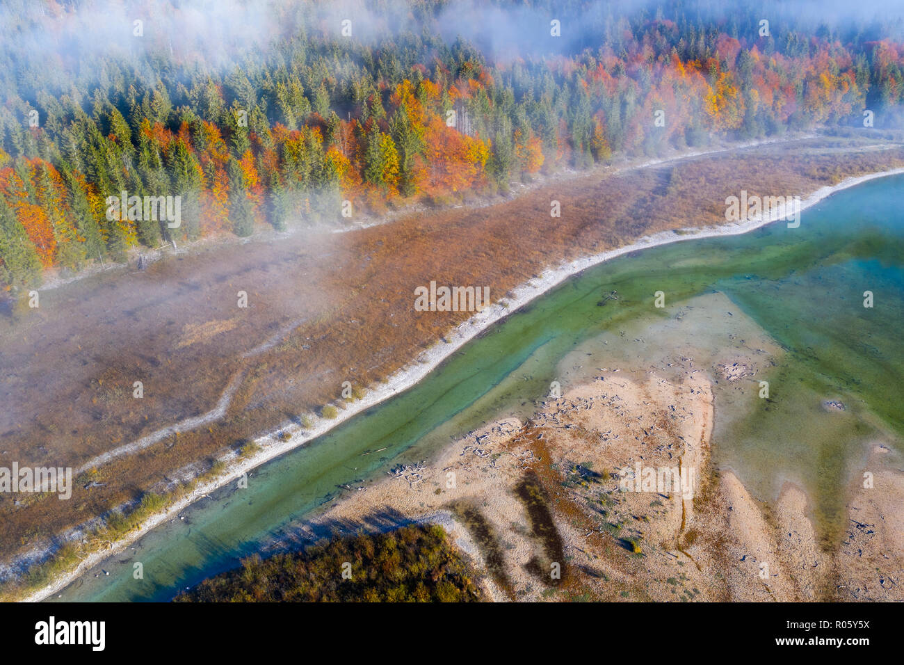 Isar, an der Zufluss in die sylvenstein See, Sylvenstein Stausee, drone Bild, Lenggries, Isarwinkel, Oberbayern, Bayern Stockfoto