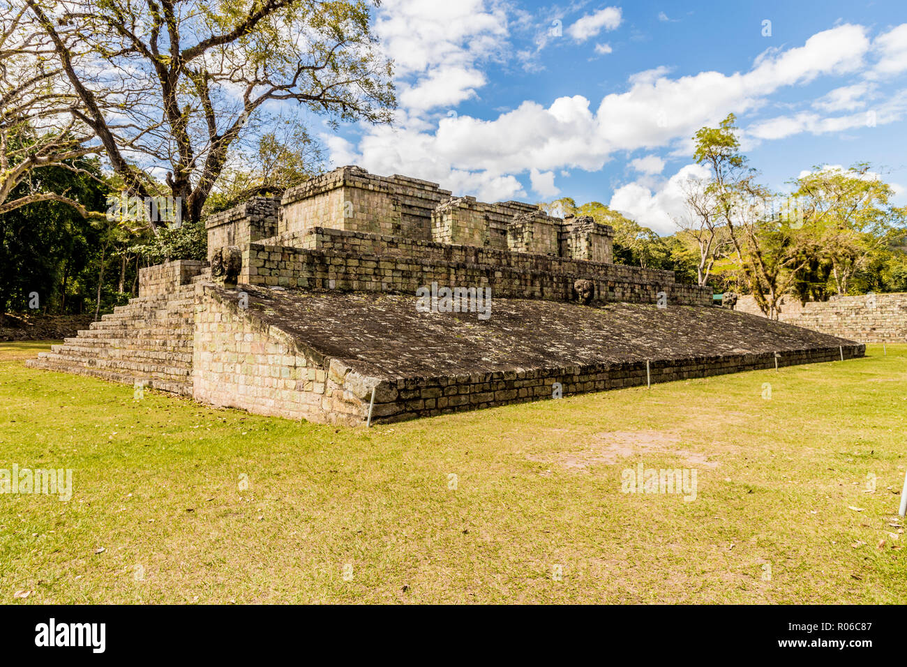 Ball Court, in der archäologischen Stätte der Maya Zivilisation, in Copan Ruinen UNESCO-Weltkulturerbe, Copan, Honduras, Mittelamerika Stockfoto