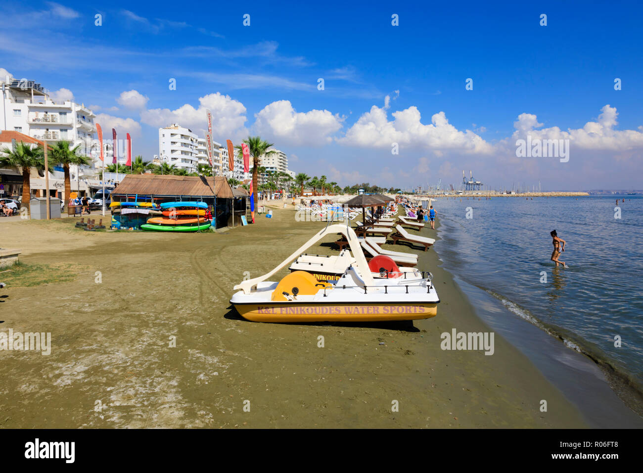 Finikoudes Beach, Larnaca, Zypern Oktober 2018 Stockfoto