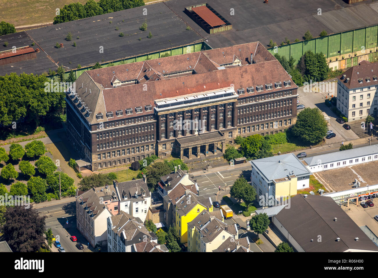 Ehemaliges Versorgungsamt Dortmund Fotos Und Bildmaterial In Hoher ehemaliges-versorgungsamt-dortmund-fotos-und-bildmaterial-in-hoher