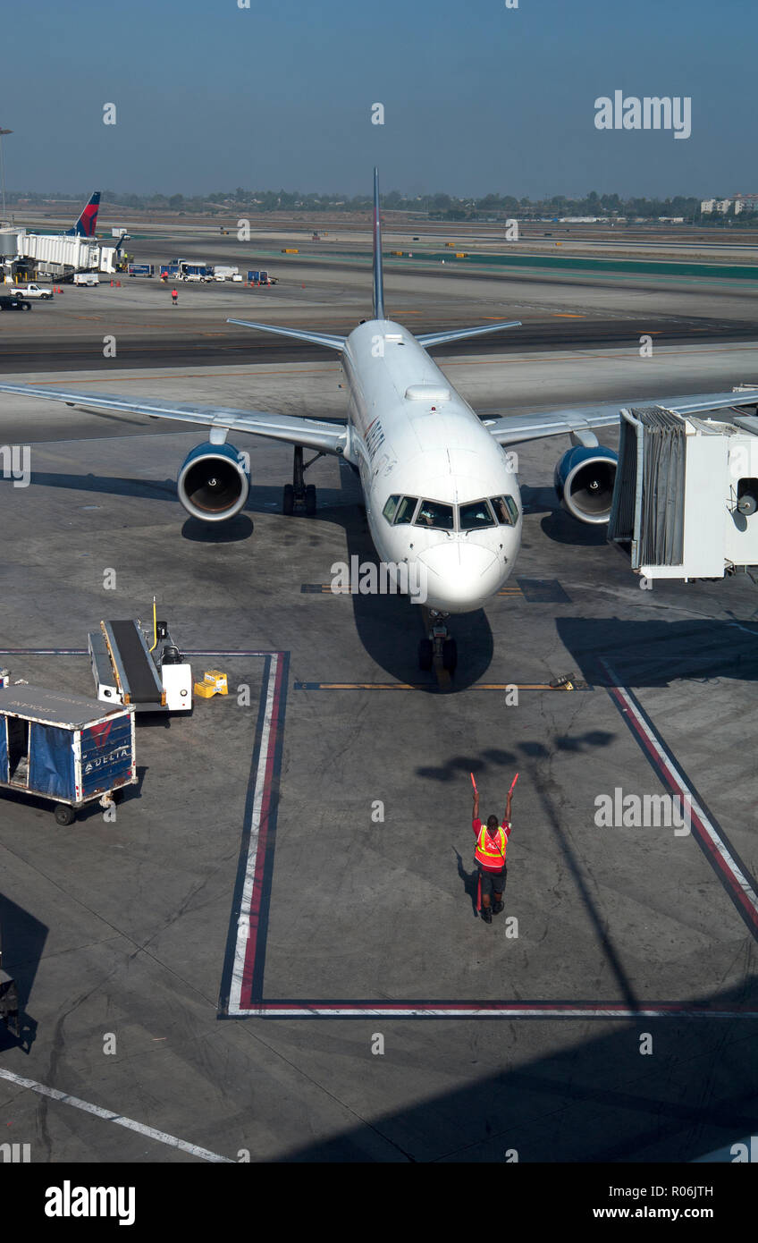 Flugzeug am Gate in Missoula Flughafen Ankunft in Montana, USA Stockfoto