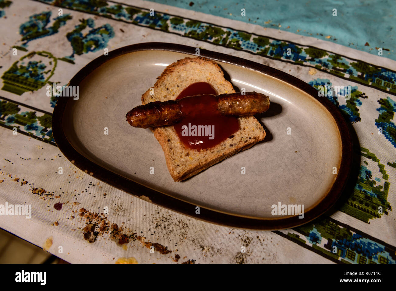 Armer rentner -Fotos und -Bildmaterial in hoher Auflösung – Alamy