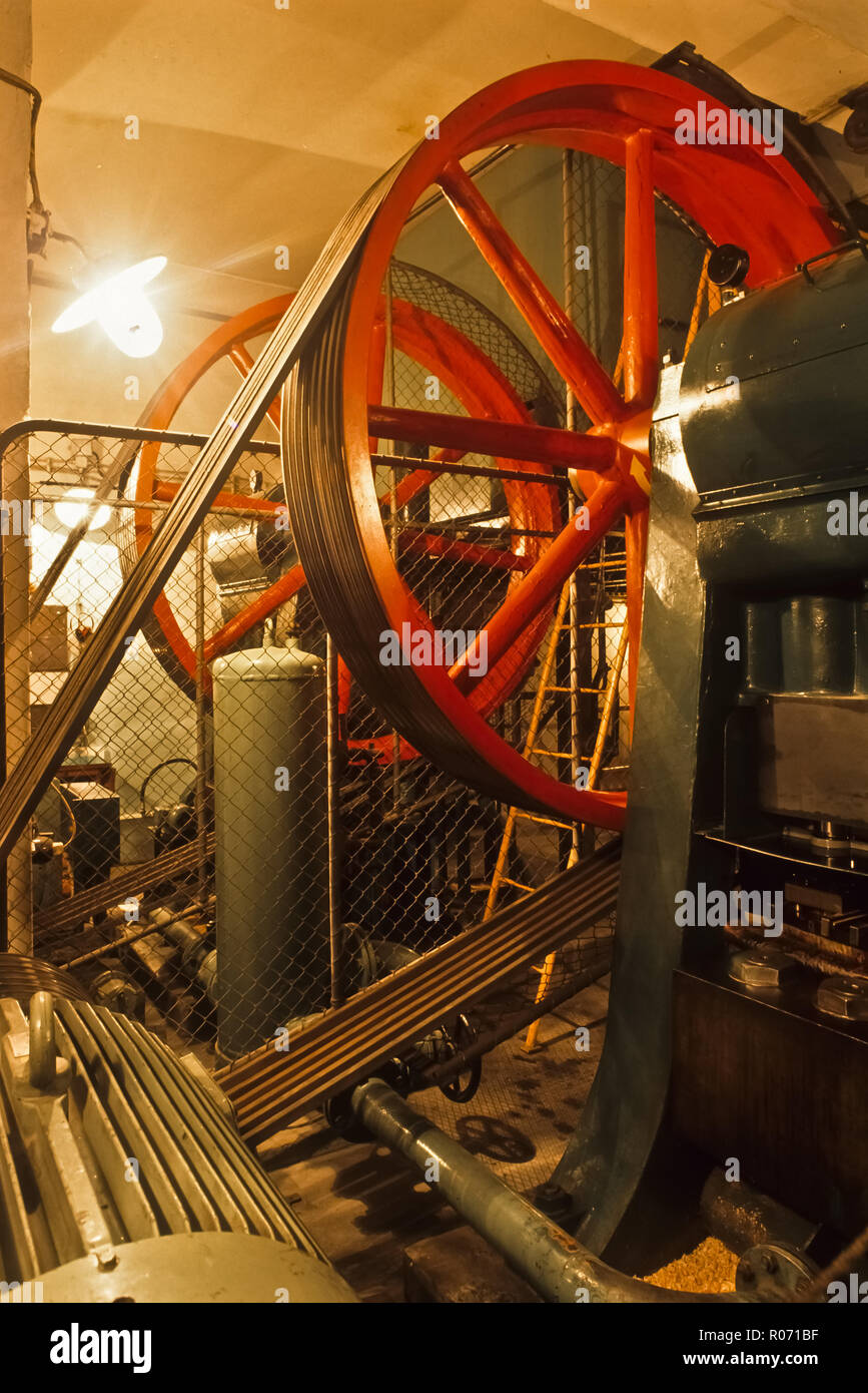 Wien, Ringstraße, Hinter den Kulissen der Wiener Staatsoper, Bühnentechnik - Wien, Ringstraße, Staatsoper, hinter den Kulissen Stockfoto