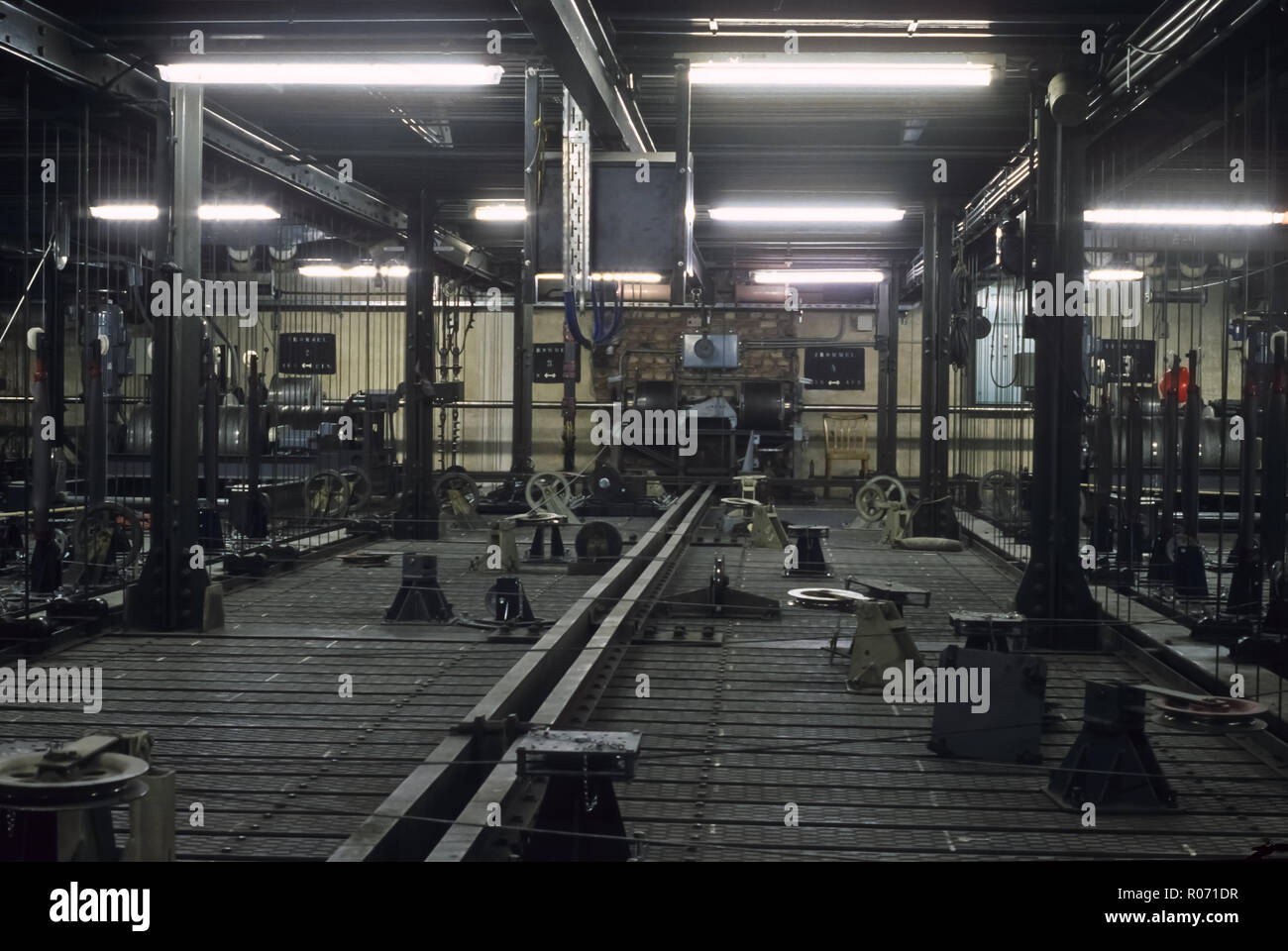 Wien, Ringstraße, Hinter den Kulissen der Wiener Staatsoper, Bühnentechnik, Schnürboden - Wien, Ringstraße, Staatsoper, hinter den Kulissen Stockfoto