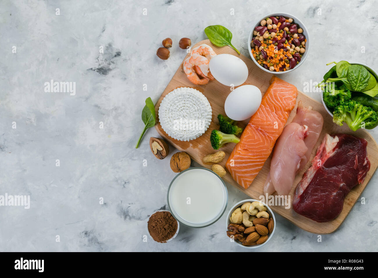 Die Auswahl an vegetarischen und tierischen Proteinquellen, Kopie Raum Stockfoto