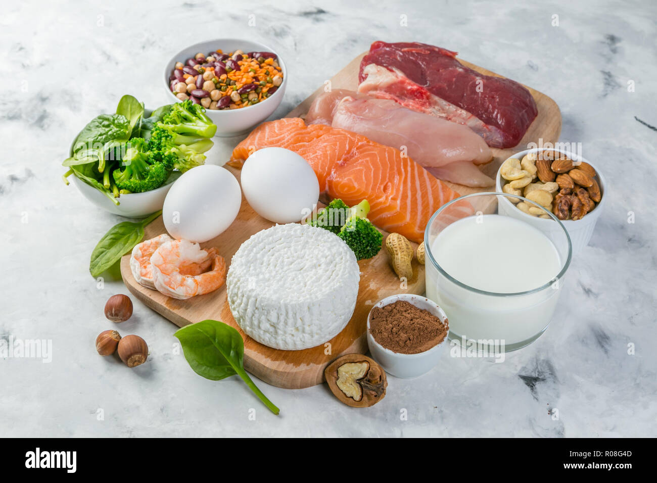 Die Auswahl an vegetarischen und tierischen Proteinquellen, Kopie Raum Stockfoto
