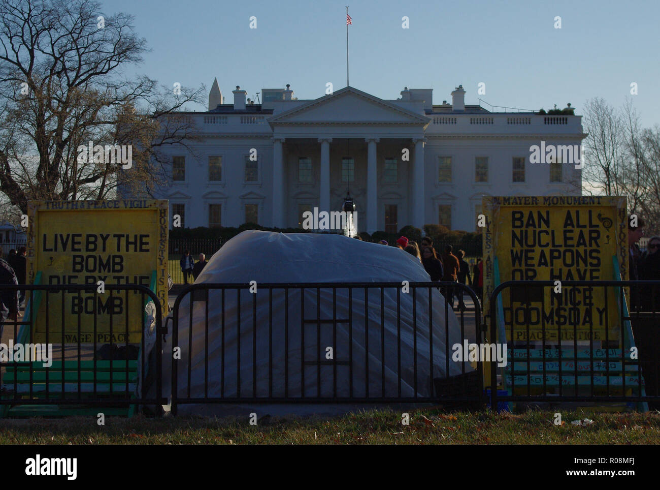 Das Weiße Haus, verbot die Bombe protest Banner Stockfoto