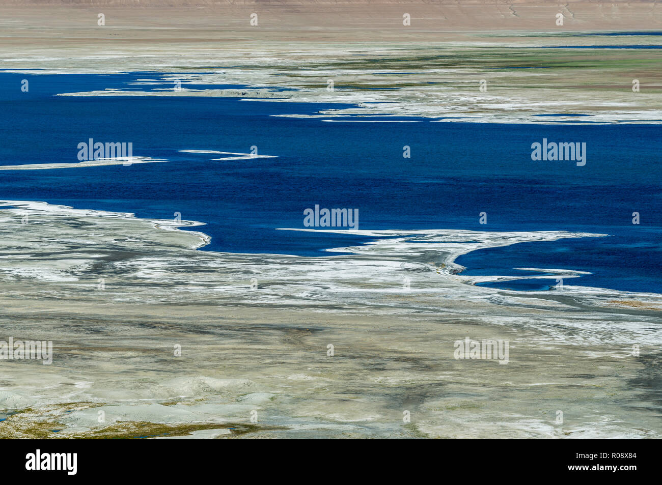 Luftaufnahme auf Tso Kar, eine schwankende Salt See, auf einer Höhe von 4.530 m über dem Meeresspiegel in Changtang. Stockfoto