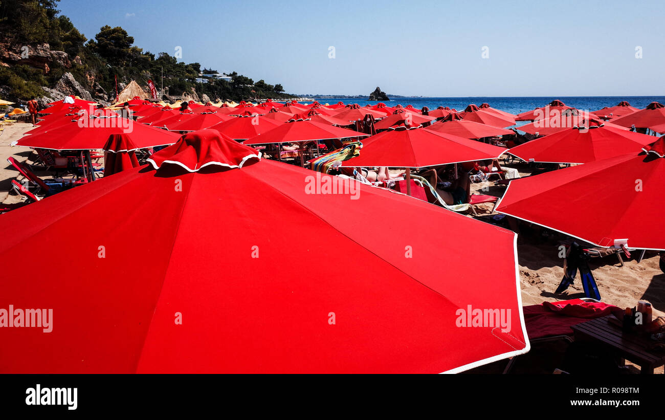 Sonnenschirme, Kefalonia, Griechenland Stockfoto