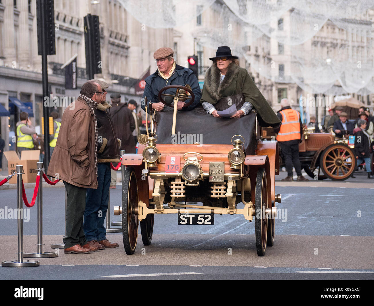 London, Großbritannien. 3. November 2018. Oldtimer auf Anzeige in der Regents Street Motor Show London W1 03/11/2018 Credit: Martyn Goddard/Alamy leben Nachrichten Stockfoto