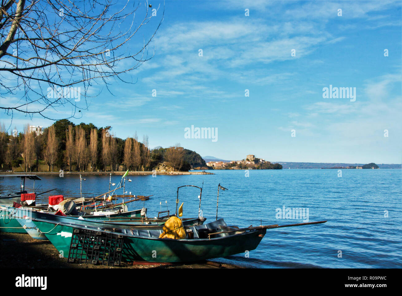 Blick auf die Burg von Marta Fischer am Bolsenasee, Latium, Italien Stockfoto