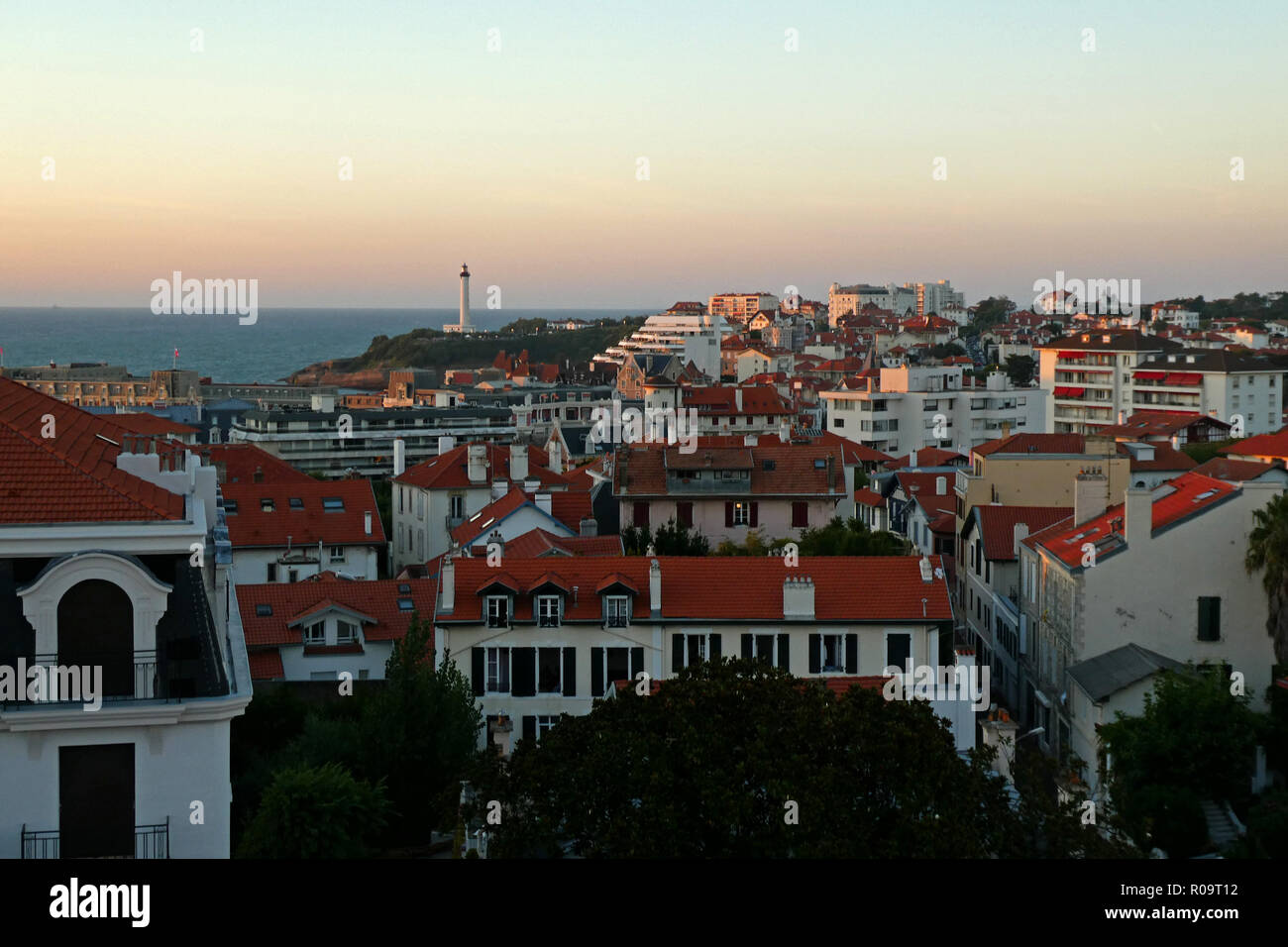 Leuchtturm am Pointe Saint Martin in Biarritz, Pyrénées-atlantiques, Nouvelle-Aquitaine, Frankreich, Europa Stockfoto