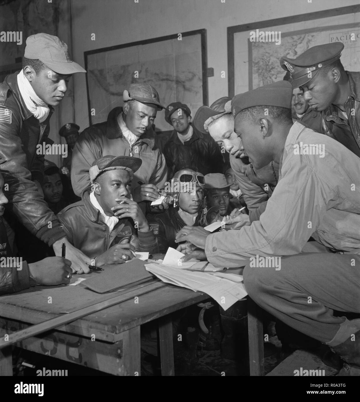 Gruppe von Tuskegee Airmen, Ramitelli, Italien, Tony Frissell, März 1945 Stockfoto