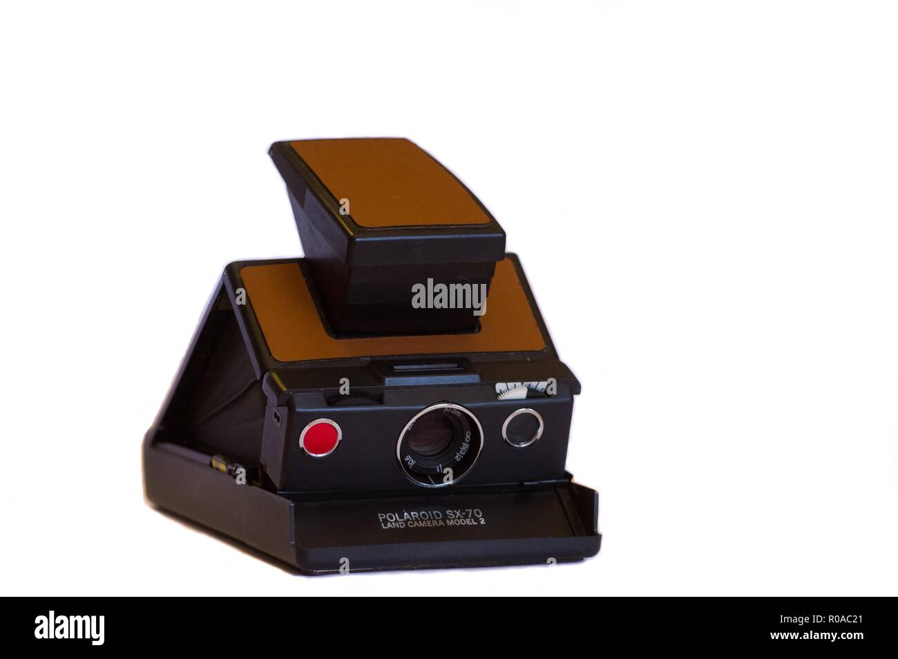Die Polaroid Sx70 ist ein klappbarer Einlinsenreflex (SLR), der von 1972 bis 1981 hergestellt wurde. Seine Popularität wuchs dank auch für seine Verwendung durch A. Warhol Stockfoto