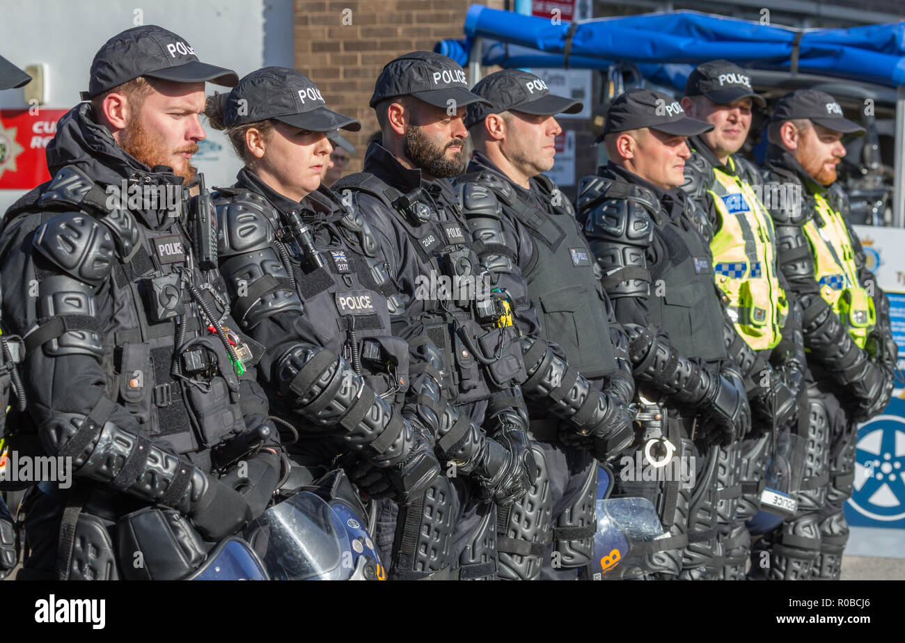Eine Demonstration der Bereitschaftspolizei Taktiken zu einem Tag der offenen Tür der Polizei Stockfoto