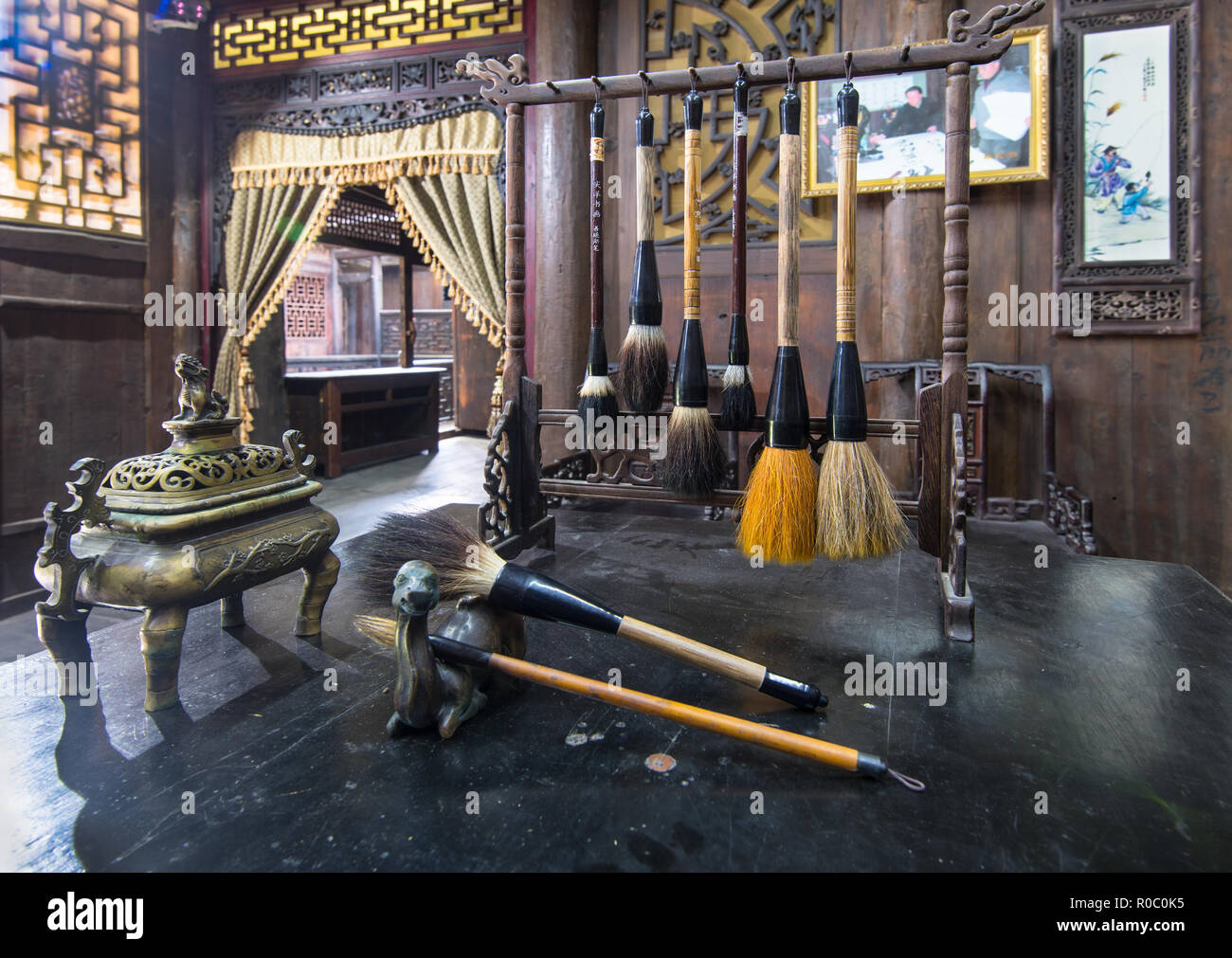 Rack der chinesischen Malerei Pinsel. Furong antike Stadt, Hunan, China, Stockfoto