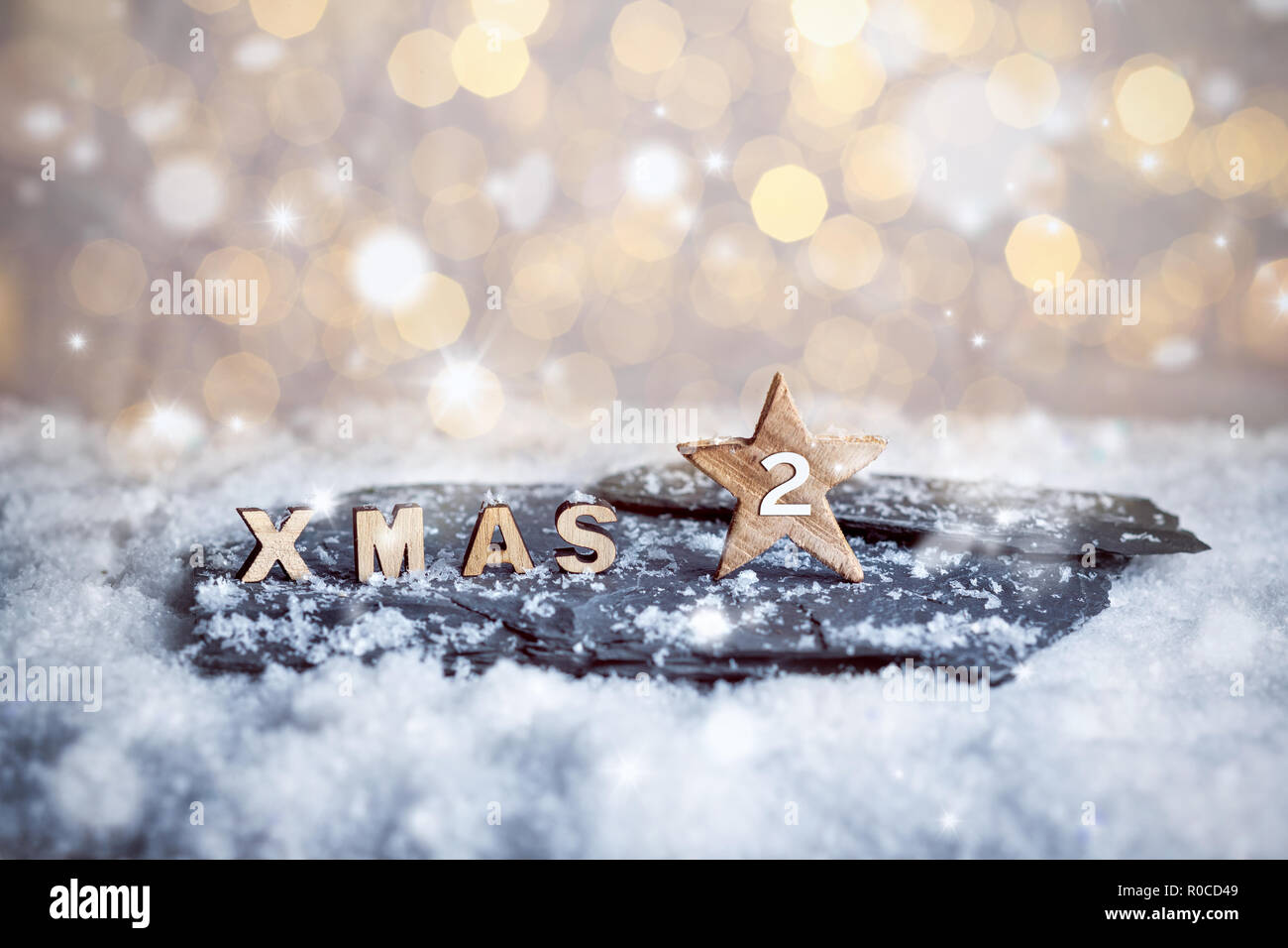 Zweiter Advent- und Weihnachten Briefe im Schnee Stockfoto