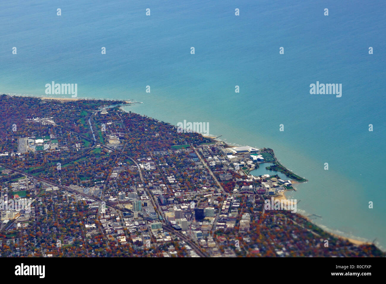 Luftaufnahme des Campus der Northwestern University in Evanston, nördlich von Chicago und den Lake Michigan, Illinois Stockfoto