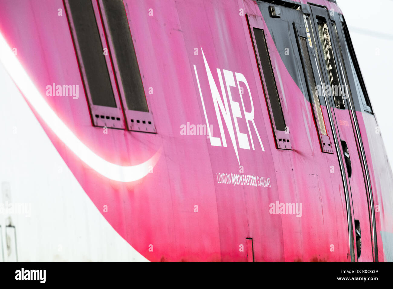 225 HST-Zug auf der East Coast Mainline. Stockfoto