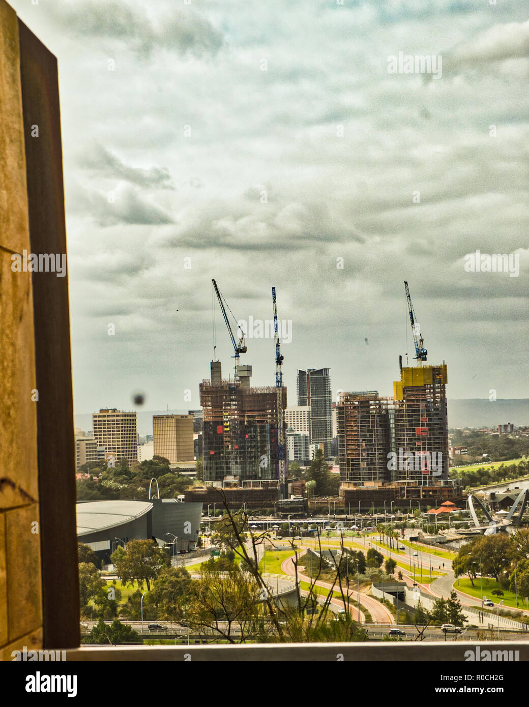 Perth Bauarbeiten von Kings Park gerahmt Stockfoto