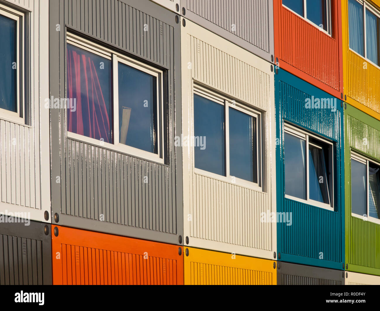 Studenten leben in Frachtcontainern Stockfoto