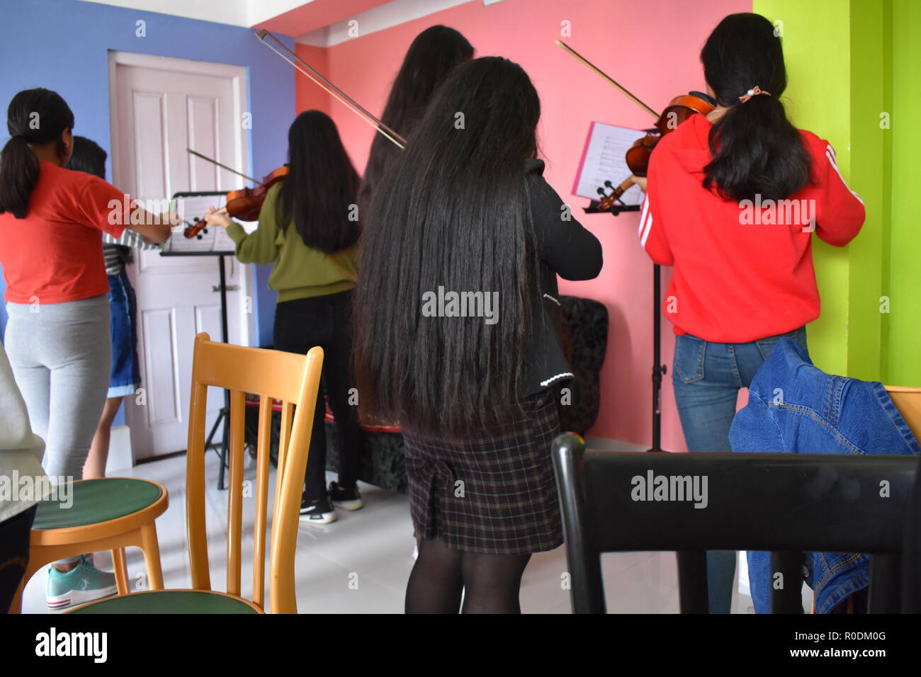 Geige spielen Stockfoto