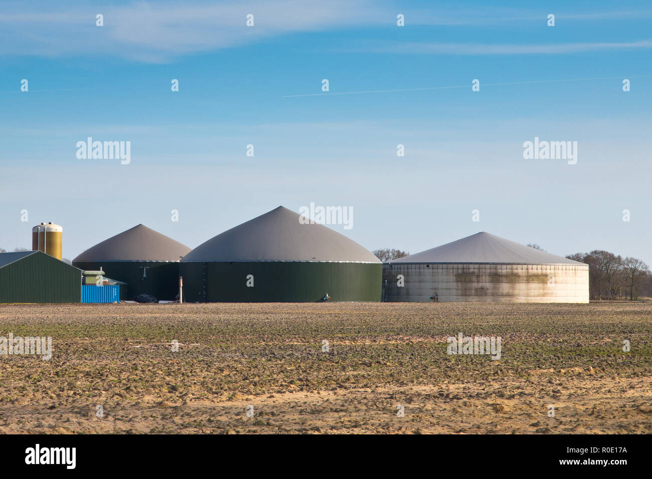 Bio gas Installation als Teil eines Bauernhofes Stockfoto