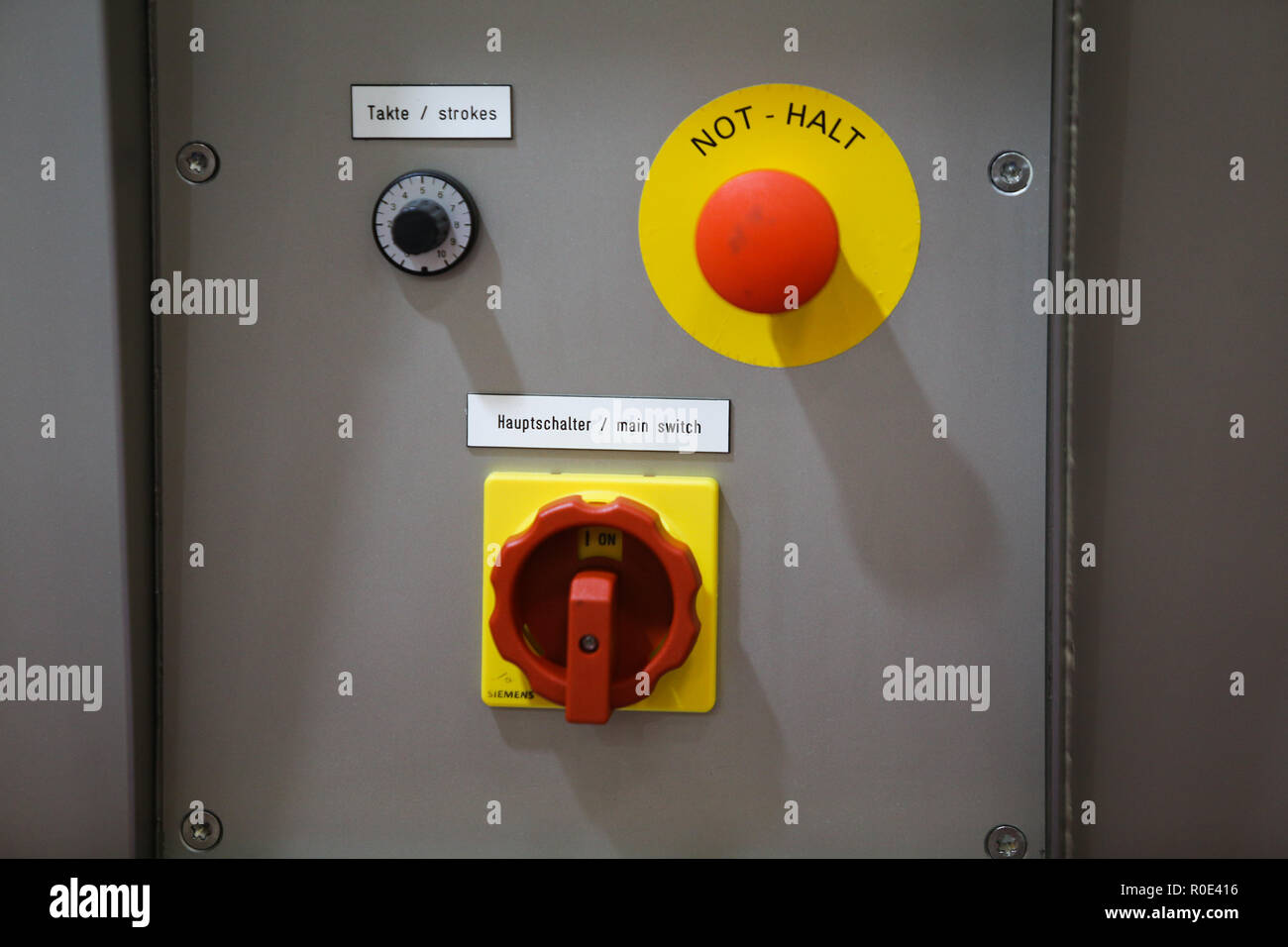 Not ON/OFF Industrie Switch der Lebensmittelindustrie. Not-aus Stockfoto