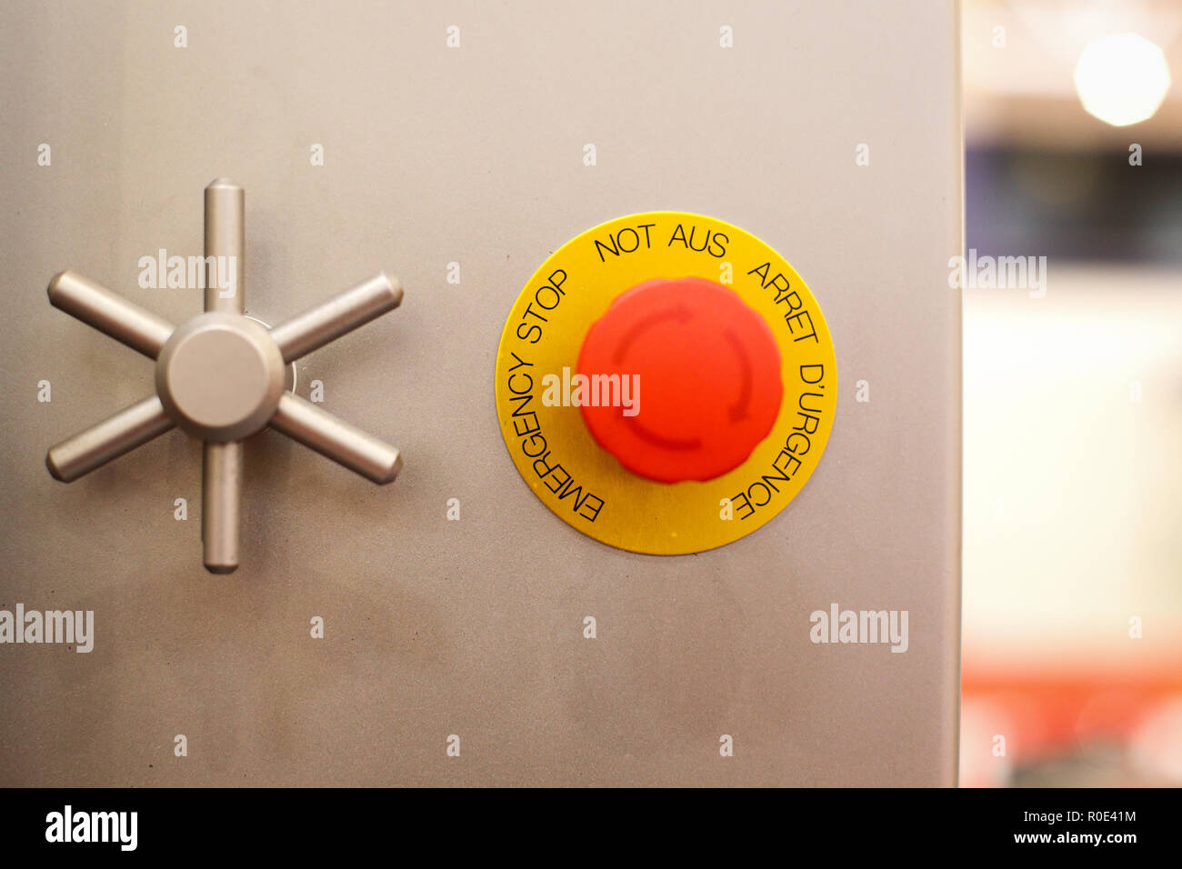 Not ON/OFF Industrie Switch der Lebensmittelindustrie. Not-aus Stockfoto