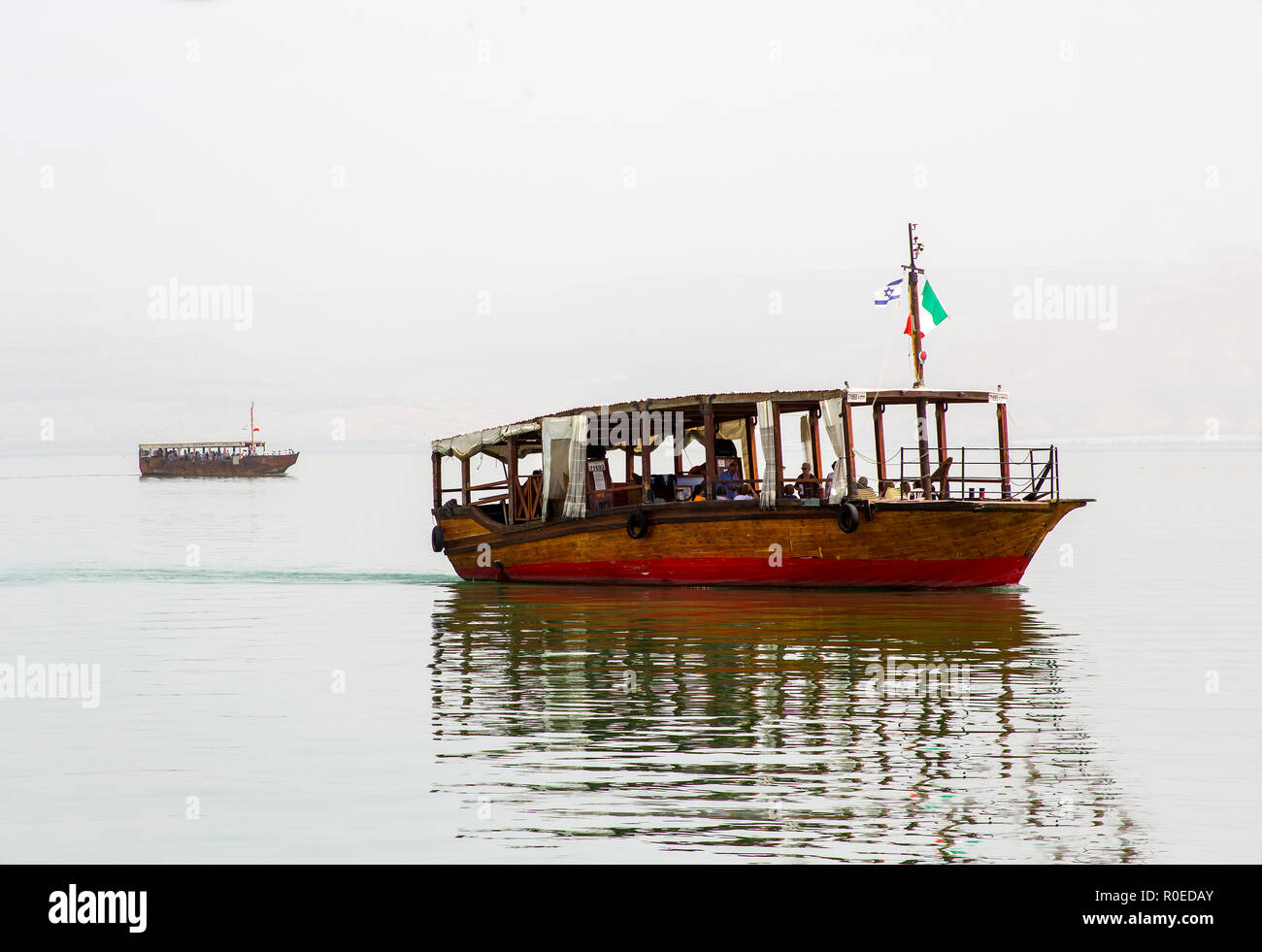 3. Mai 2018 Traditionelle Boote aus dem Yigal Allon Zentrum auf dem Meer der Gallilee Israel, im traditionellen Stil erbaute diese Holz Boot Stockfoto