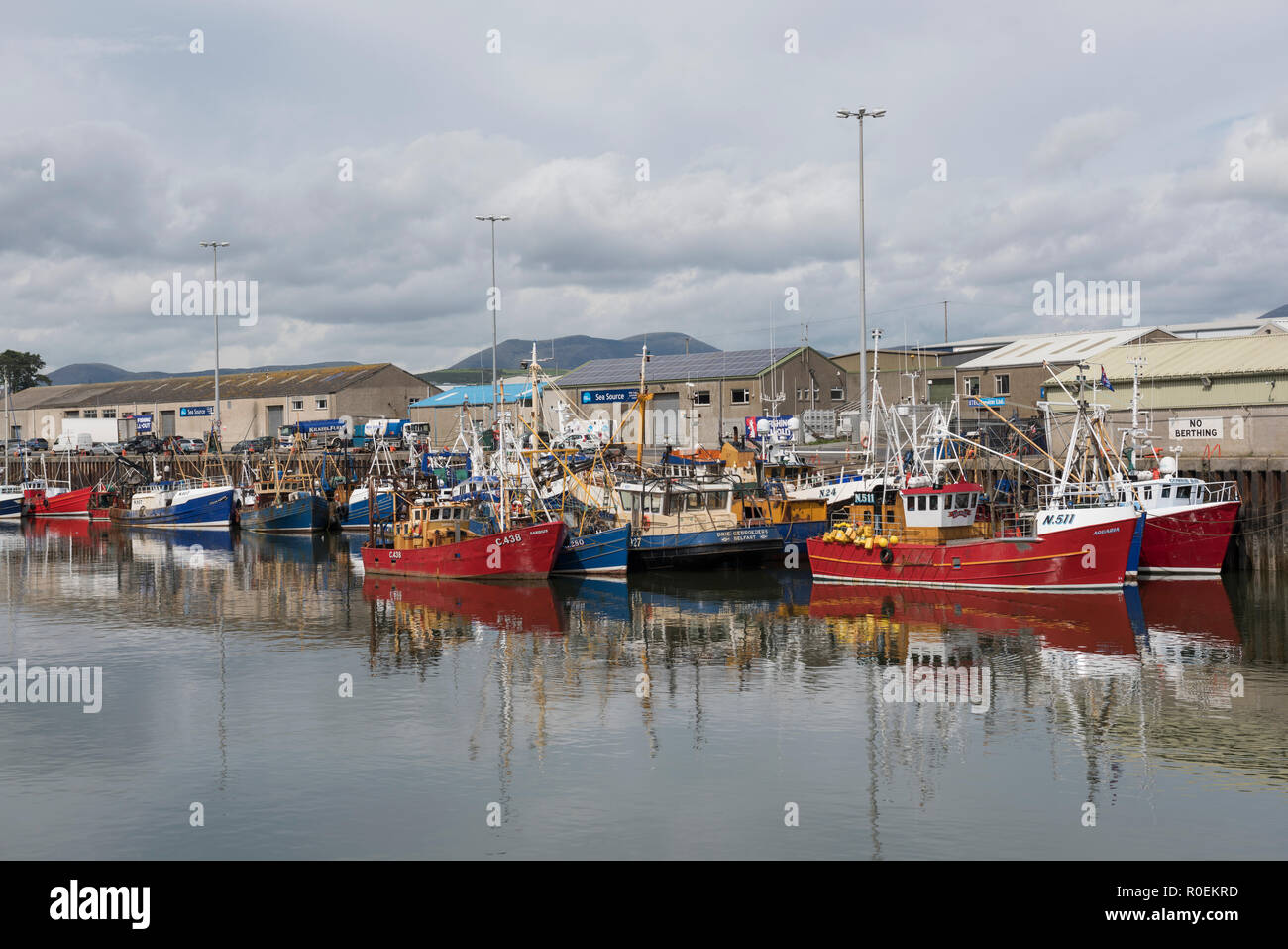 Fischerboote im Hafen, Kilkeel, County Down, Nordirland. Stockfoto