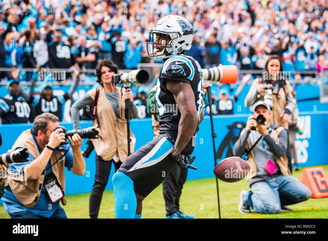 Carolina Panthers wide receiver Curtis Samuel (10) Während die NFL Football Spiel zwischen der Tampa Bay Buccaneers und die Carolina Panthers am Sonntag, den 4. November 2018 in Charlotte, NC. Jakob Kupferman/CSM Stockfoto
