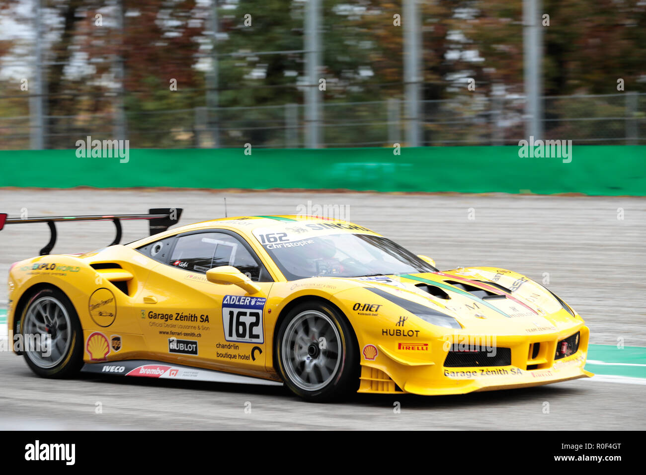 Monza. 4 Nov, 2018. Christophe Hurni der Schweiz konkurriert im Finale Mondiale Coppa Shell in Monza Eni Rennstrecke in Monza, Italien an November 4, 2018. Credit: Cheng Tingting/Xinhua/Alamy leben Nachrichten Stockfoto