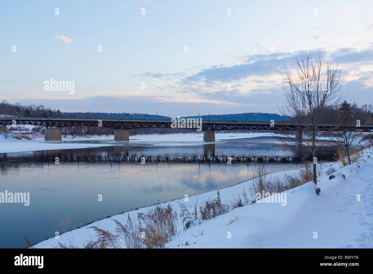 Owego, NY, einem kleinen Dorf in Upstate New York, entlang des Susquehanna River. Stockfoto