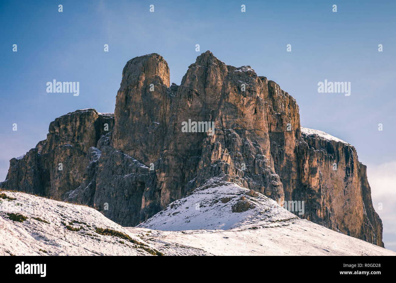 Winter in den Dolomiten, Norditalien Stockfoto