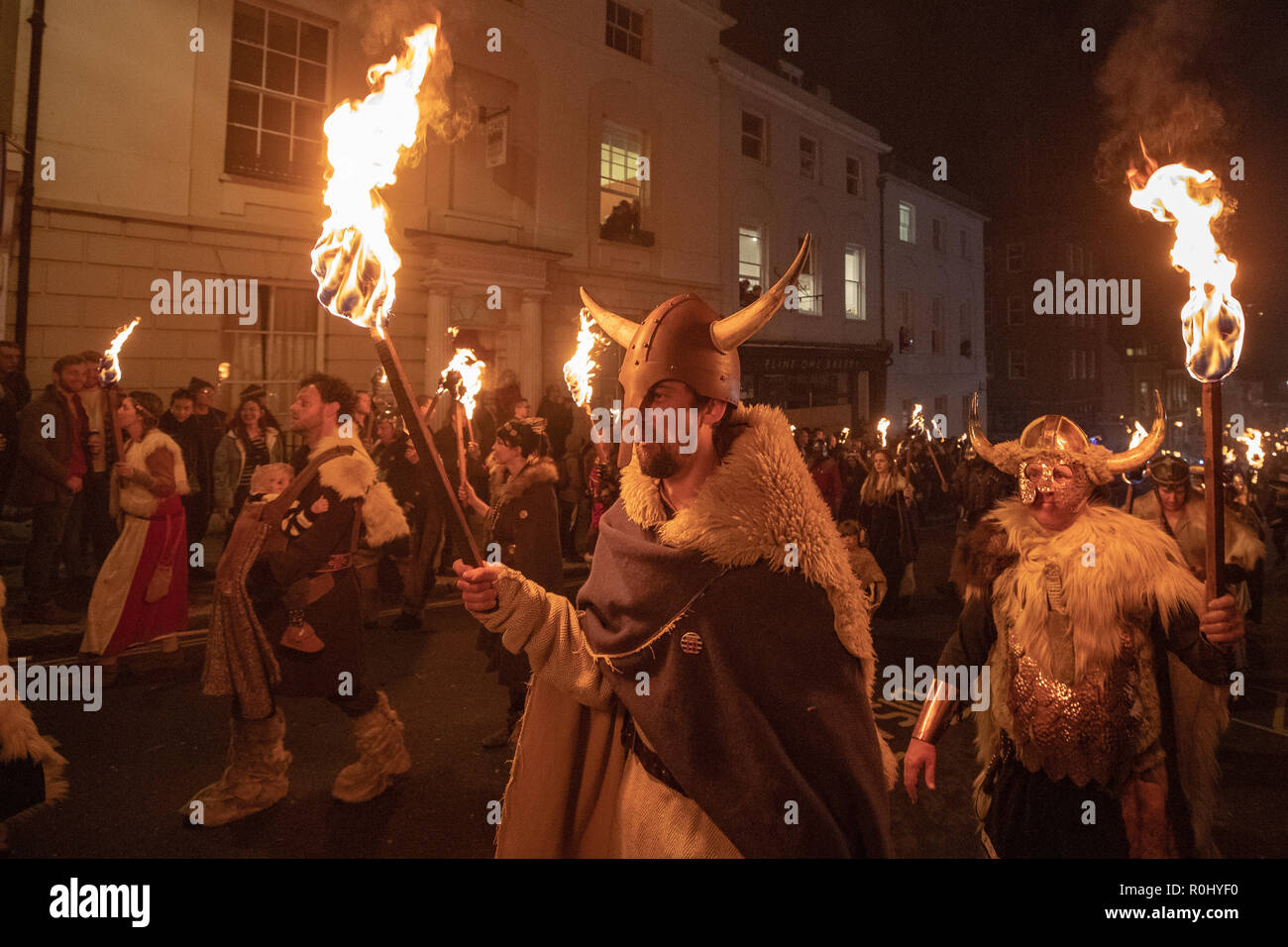 Lewes, England. 5. November 2018, Lewes Bonfire Night ist der größte 5. November feiern in der Welt, England. © Jason Richardson/Alamy leben Nachrichten Stockfoto