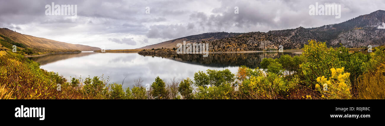Panoramablick auf Silber See im Juni See in der östlichen Sierra Mountains, Kalifornien Stockfoto