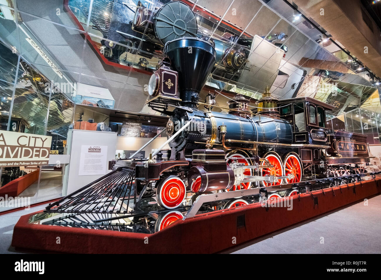 September 22, 2018 in Sacramento/CA/USA - historische Lokomotive an der California State Railroad Museum angezeigt Stockfoto