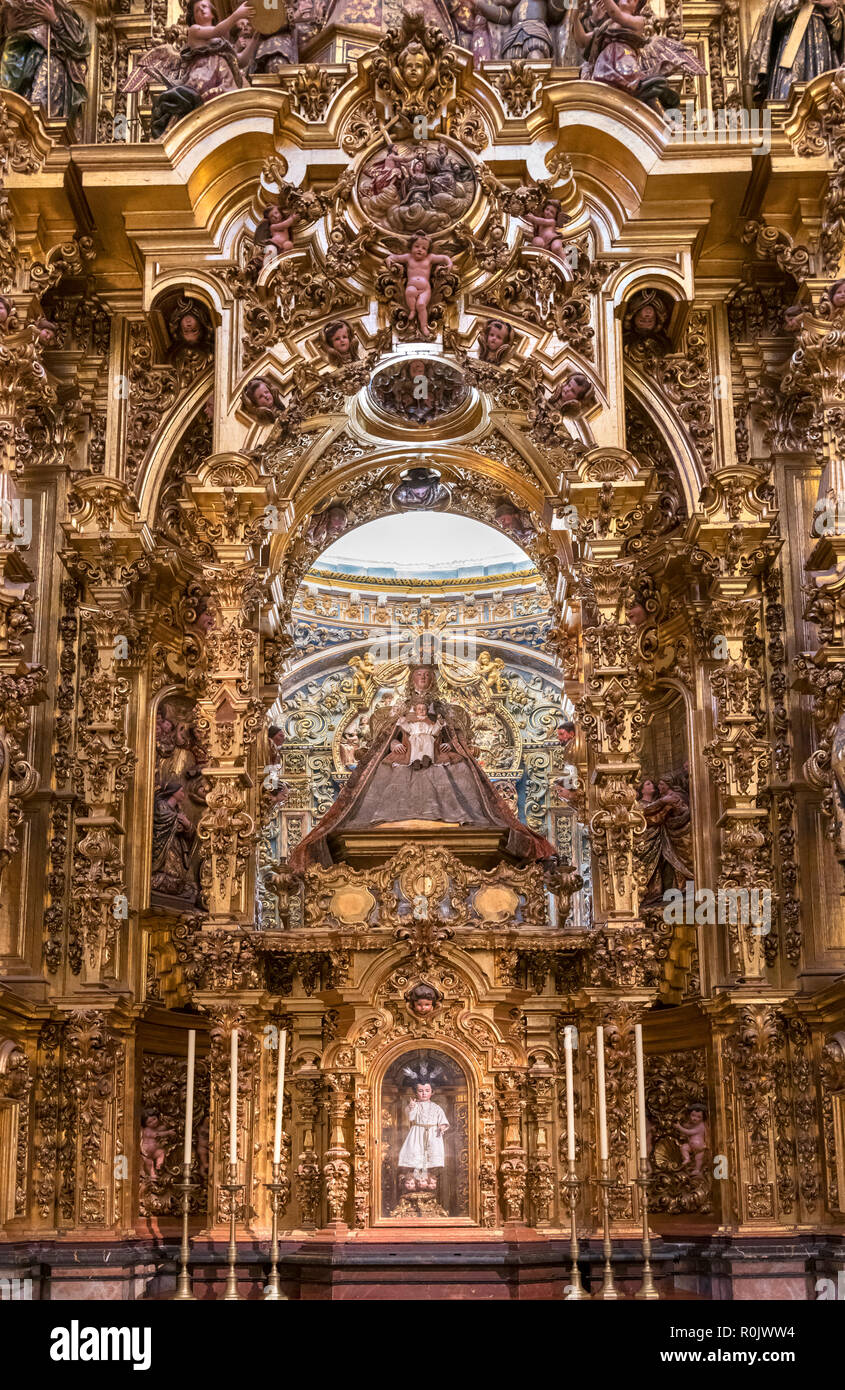 Virgen de las Aguas Retabel, Kirche von El Divino Salvador, Sevilla, Andalusien, Spanien Stockfoto