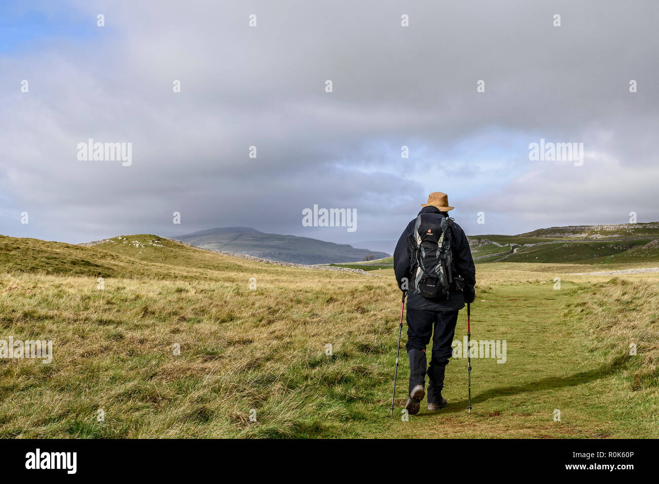 Zu Fuß die Dales Weg zwischen Grassington und Kettlewell im Herbst Stockfoto