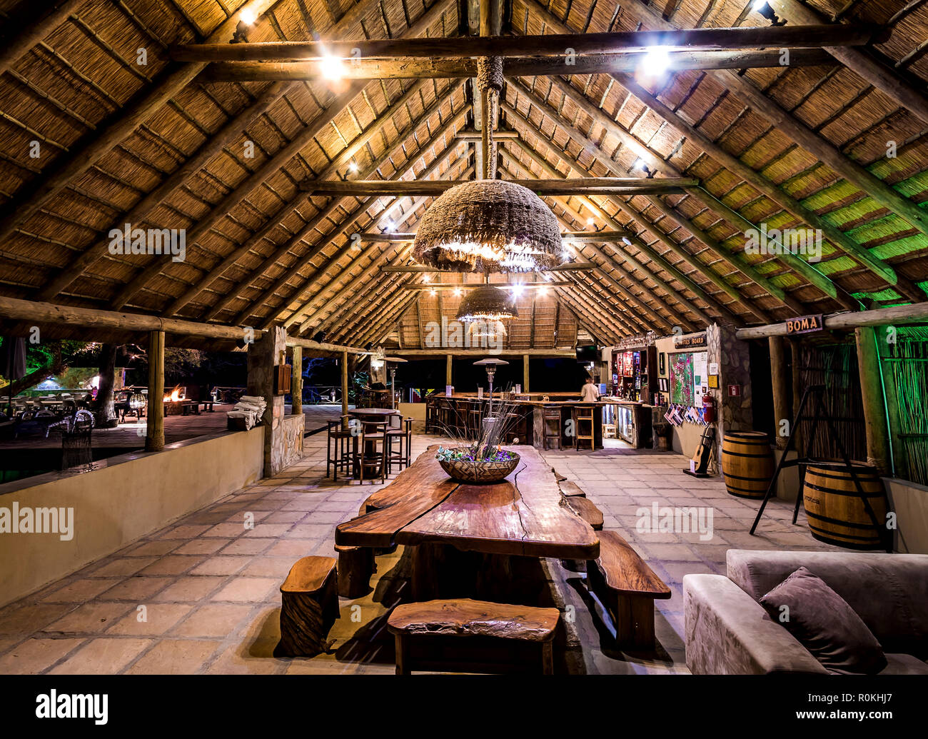 Outdoor Loungebereich der Timbavati Safari Lodge Stockfoto