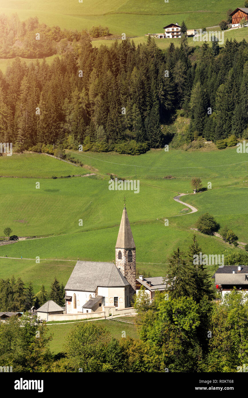 Santa Maddalena/Santa Magdalena und Dolomiten, Funes, Südtirol, Italien Stockfoto