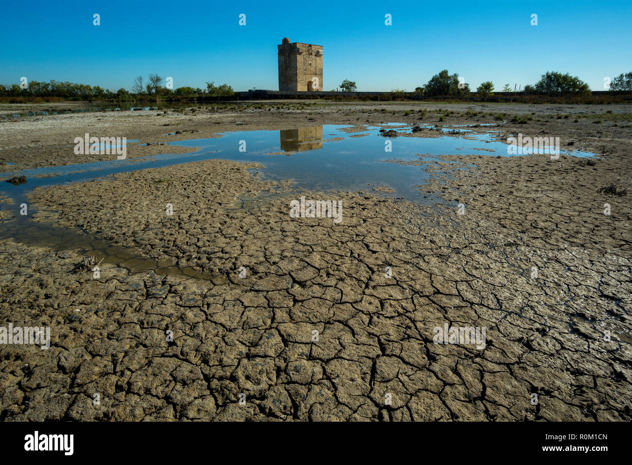 Die Carbonniere ist ein mittelalterlicher Turm vom centurey XVIII. Stockfoto