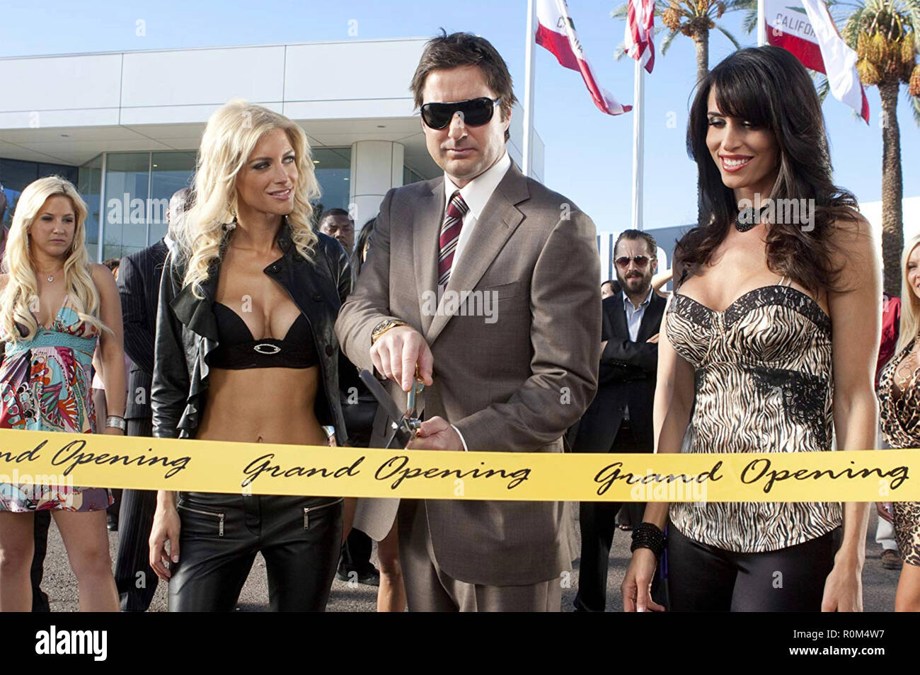 Mitte Männer 2009 Paramount Pictures Film mit Von links: Stacey Alysson, Luke Wilson, Diane Sorrentino Stockfoto