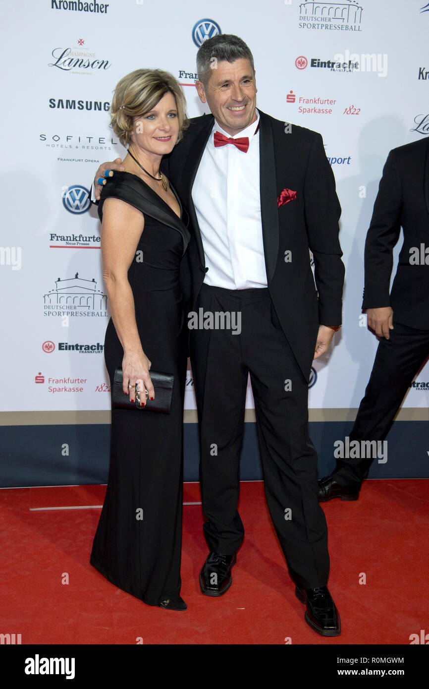 Markus Merk Schiedsrichter Und Sabine Kirf Roter Teppich Red